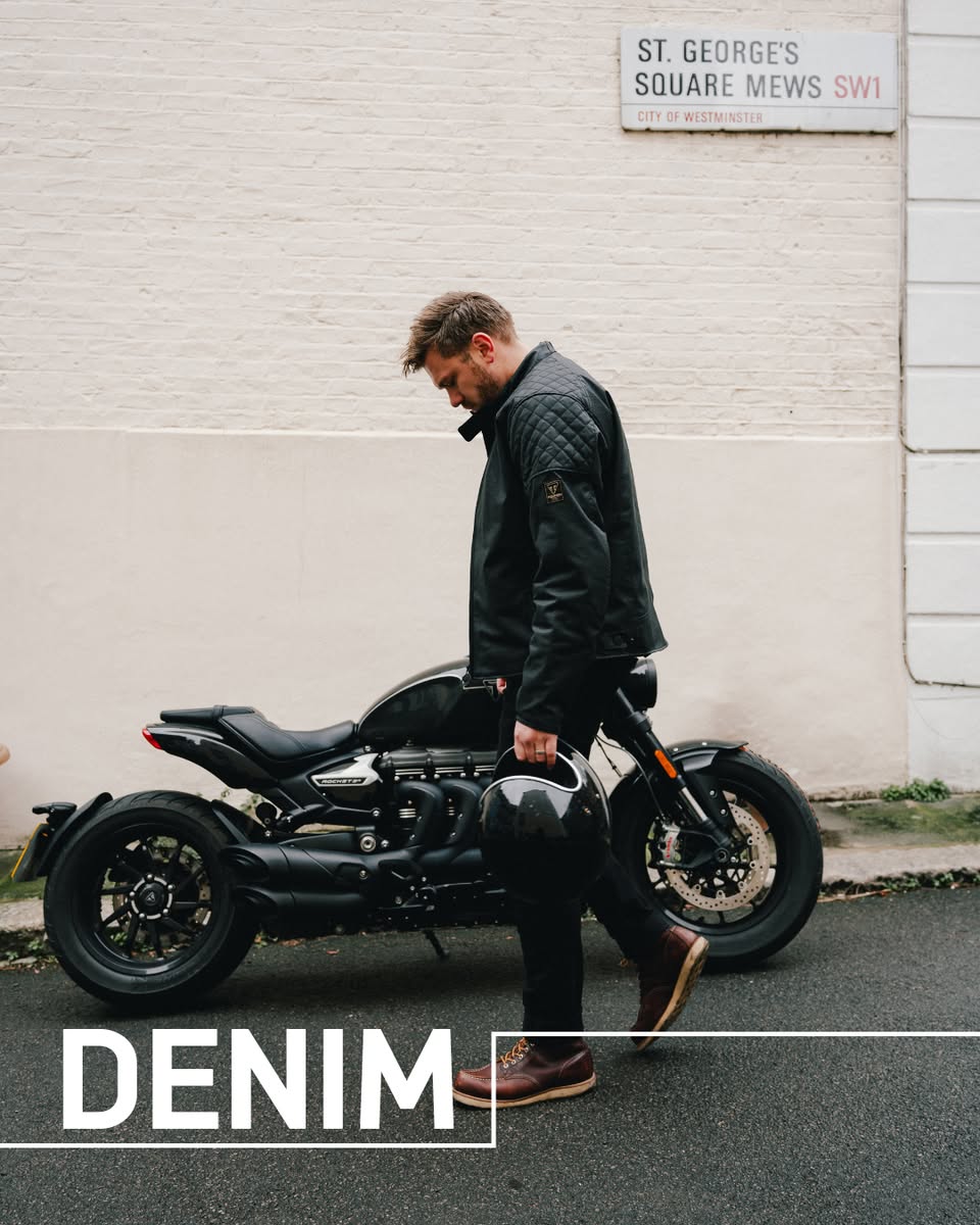 Rendez-vous chez votre concessionnaire  habituel pour découvrir la gamme de pantalons et jeans Techniques Triumph Motorcycles !