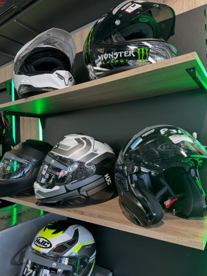 Arrivage de la Gamme HJC Helmets chez PowerZone !