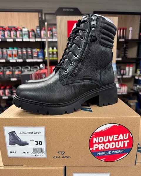  NOUVEAUTÉ CHEZ DAFY MOTO BOURGES ! Découvrez les chaussures femmes ALL ONE A1 MARGOT WP LT !